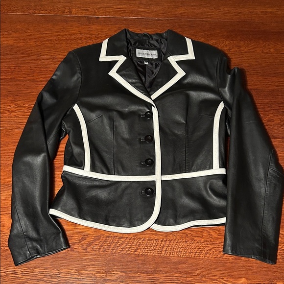Sharon Young Jackets & Blazers - Women's Black and White Jacket